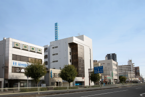 大阪中央校の外観・内観