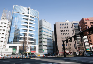 新宿キャンパスの外観・内観